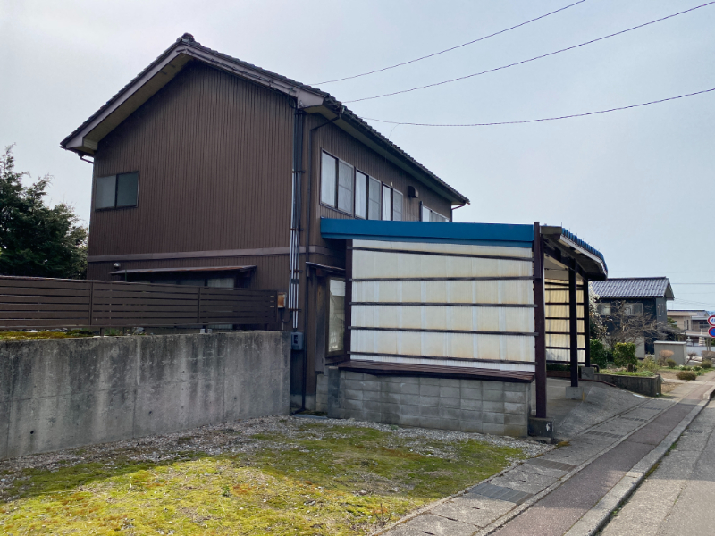 detached 井波（東町）