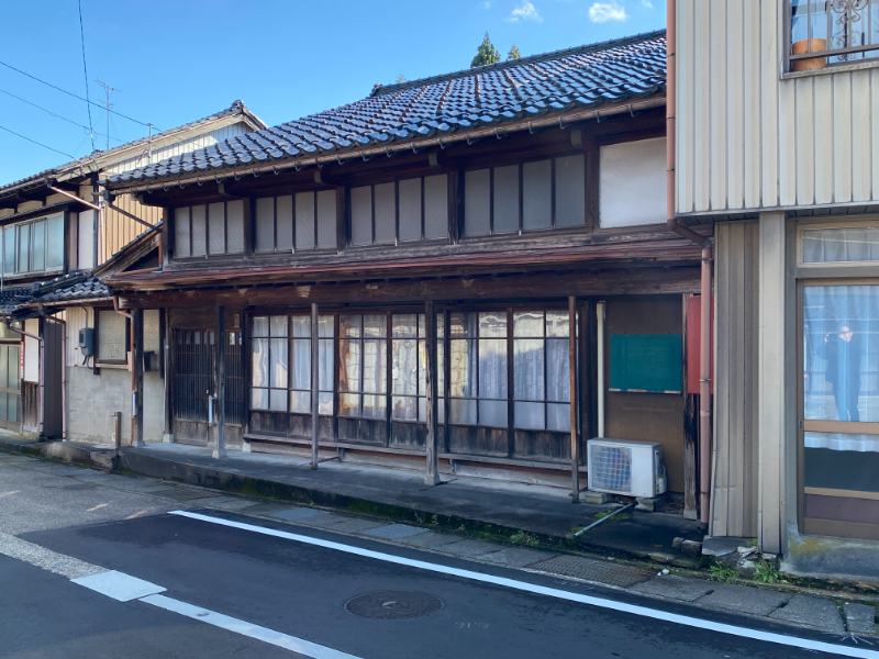 townhouse 井波（今町2区）