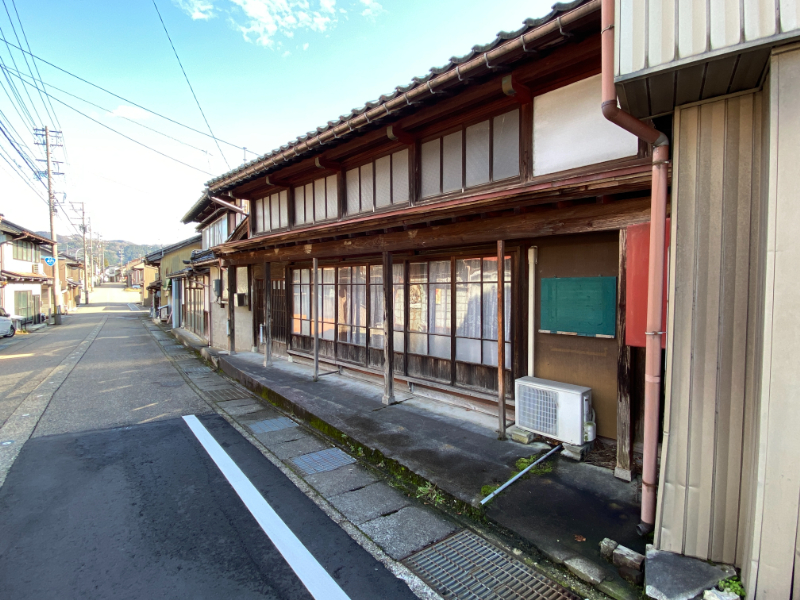 townhouse 井波（今町2区）